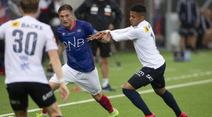 Tidligere Vålerenga-kaptein Christian Borchgrevink med på klimaopprop – krever at FIFA slutter å promotere oljeindustrien