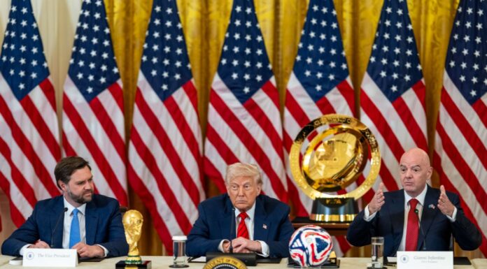 Nitti amerikanske organisasjoner advarer FIFA mot å bli PR-verktøy for Trumps innvandringspolitikk før VM i 2026