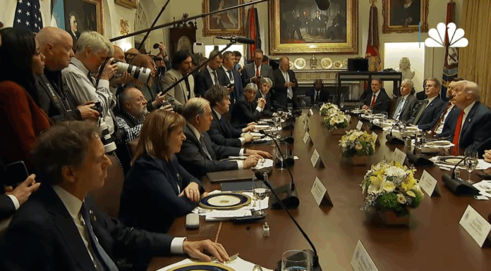 Trump truer nok en gang med å flytte VM-kamper i fotball – og OL i Los Angeles!