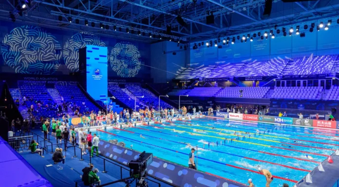 Det internasjonale svømmeforbundet åpner helt opp for Russland og Belarus: – Vi står dessverre alene